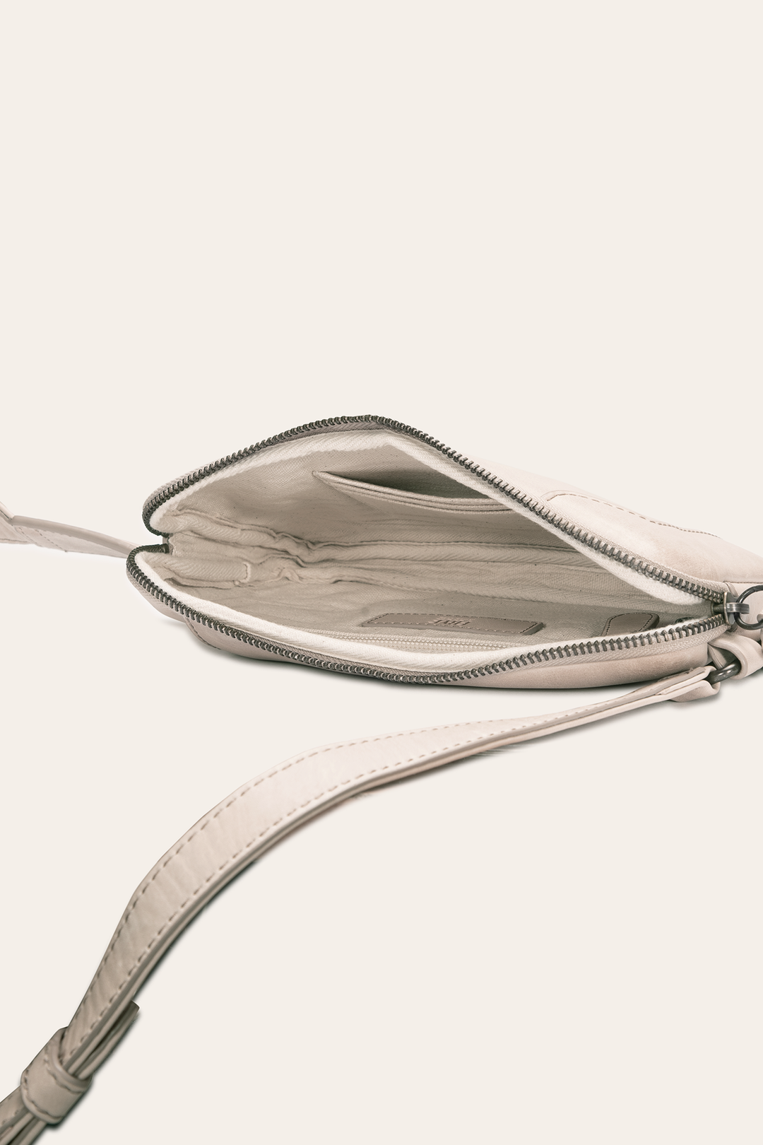 Nude Handbags Frye Melissa Zip Sling in Nude