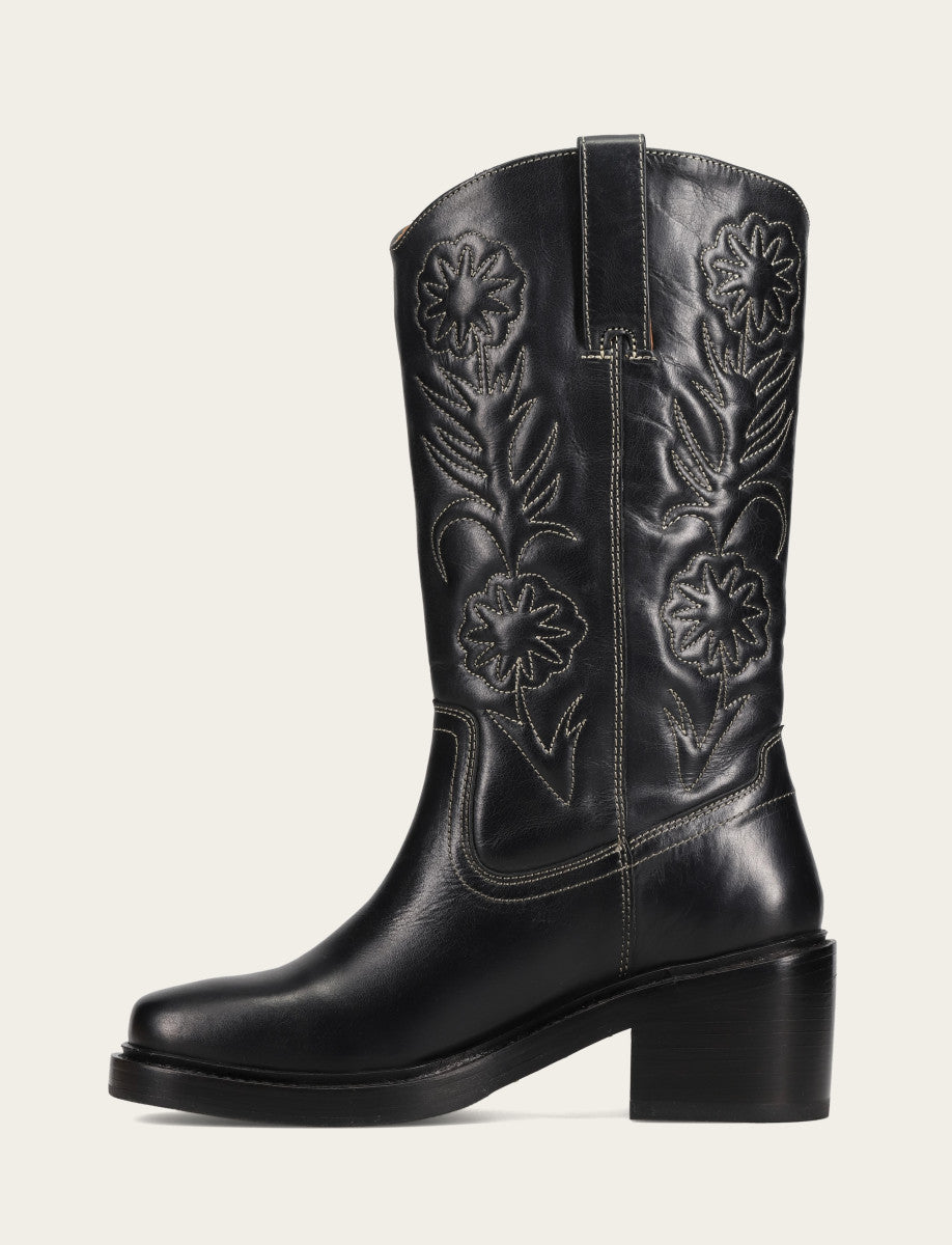 Black Boots Frye Women's Black Kate Deco Stitch Boot