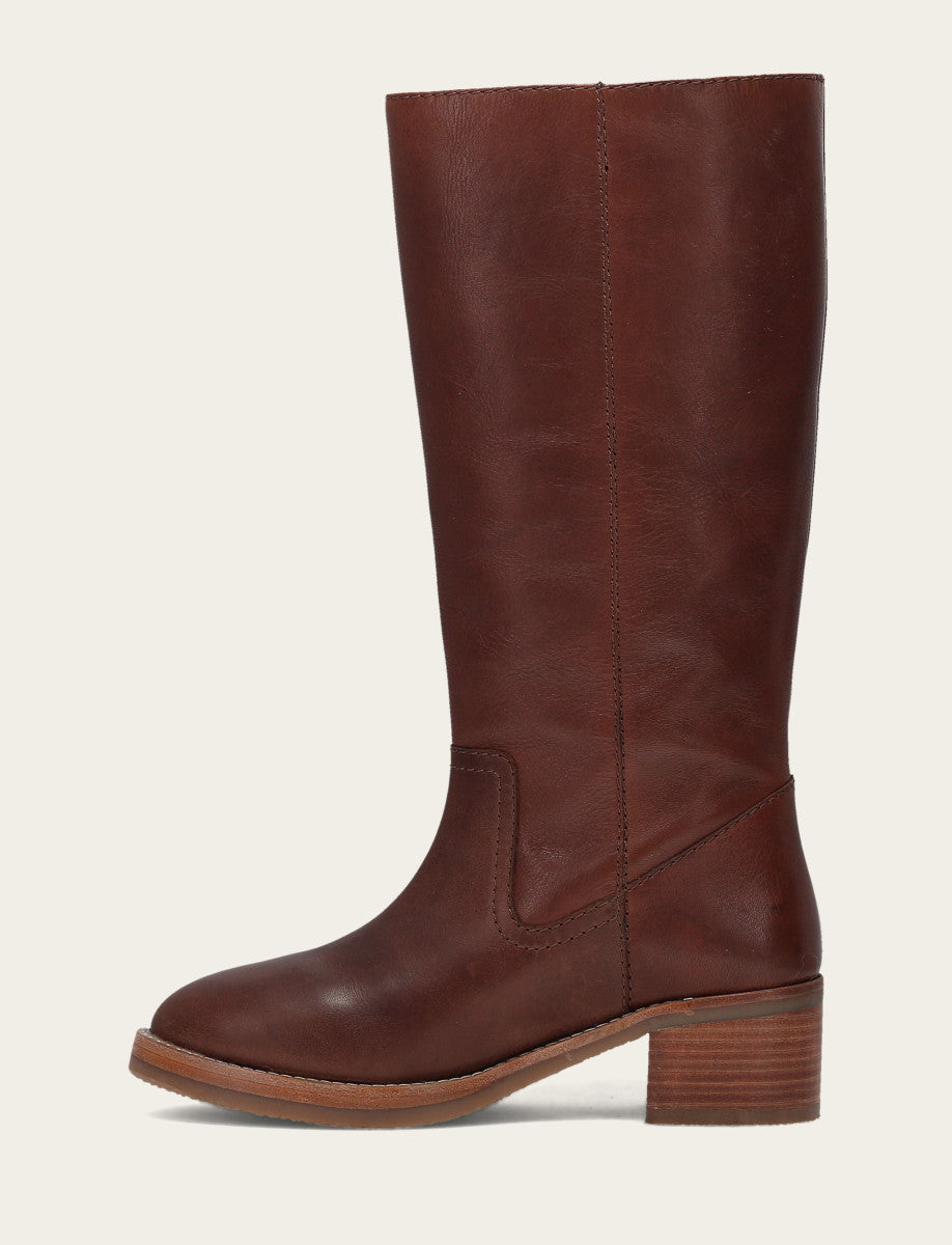 Brown Boots Frye Women's Brown Andrea 14R Boot