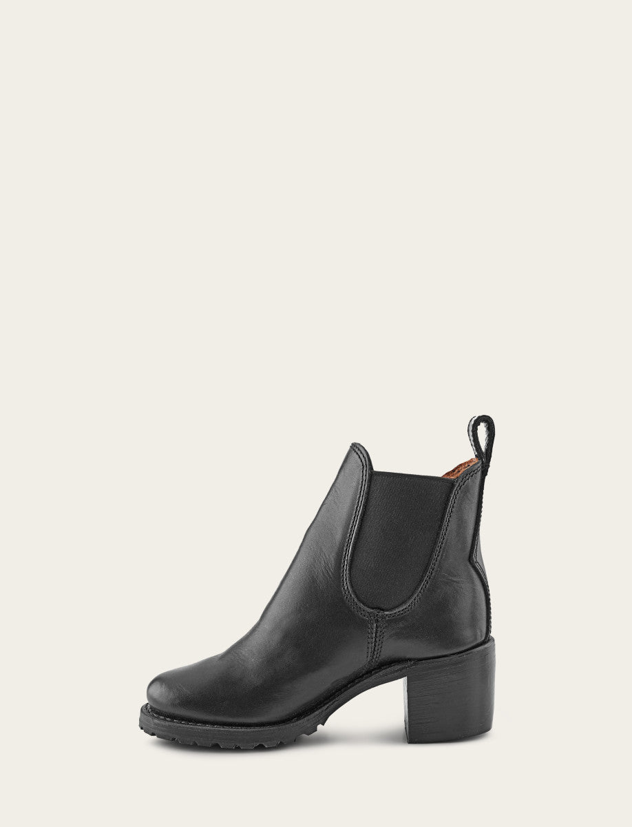 Black Booties Frye Women's Black Sabrina Chelsea Boots