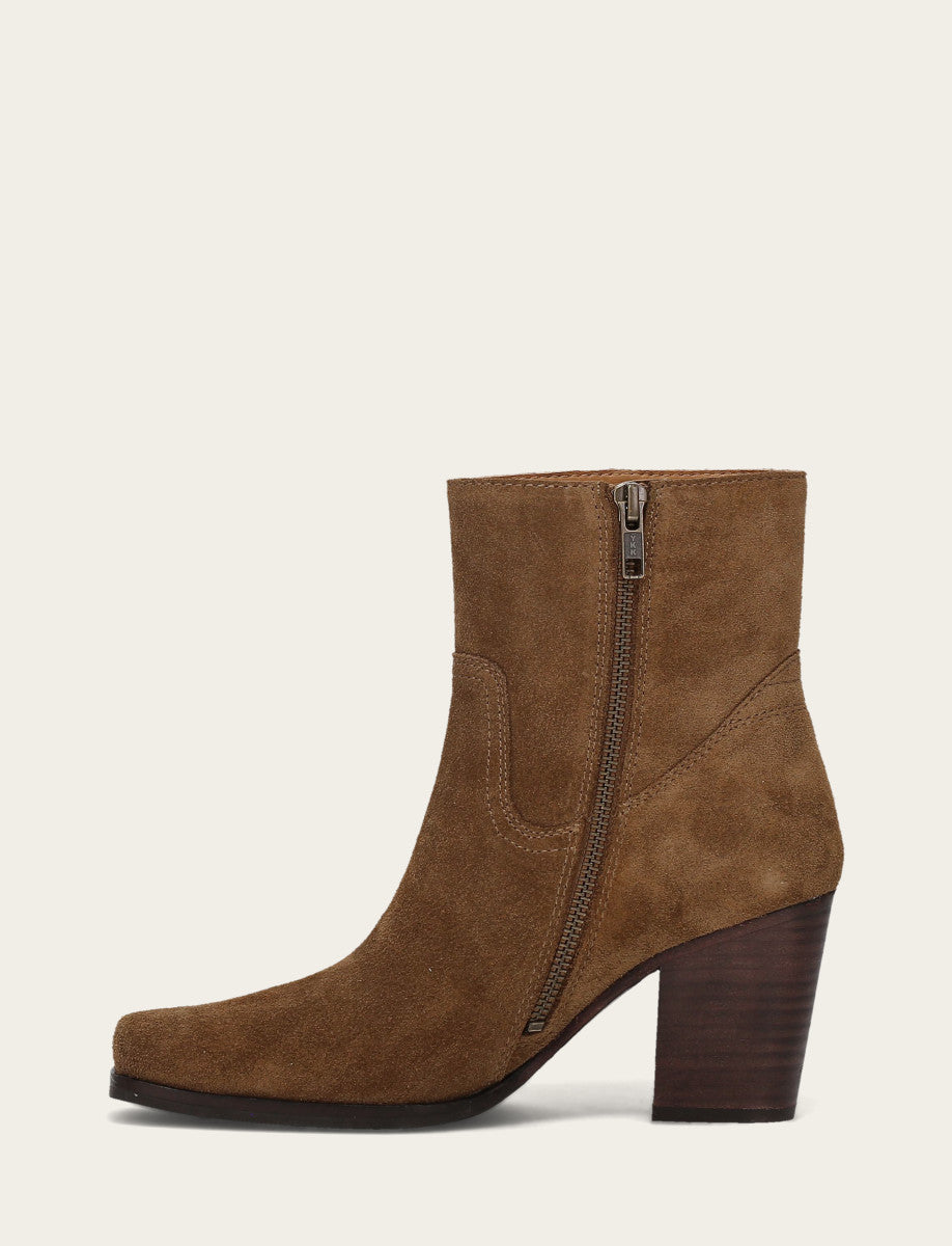 Barley Booties Frye Shiloh Zip Bootie