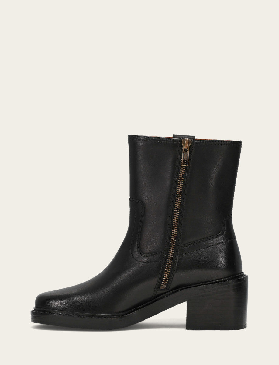 Black Booties Frye Women's Black Kate Short Inside Zip Boot