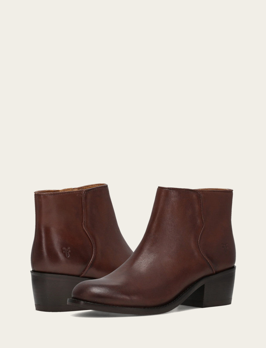 Saddle Booties Frye Women's Saddle Carson 2 Piping Booties
