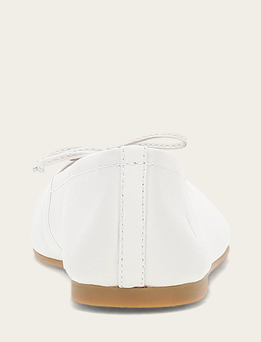White Flats & Mules Frye Women's White Emma Ballet Flats