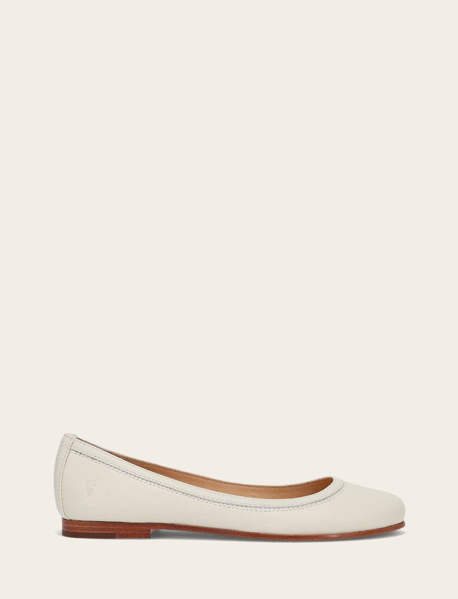 White Flats & Mules Frye Women's White Carson Ballet Flats