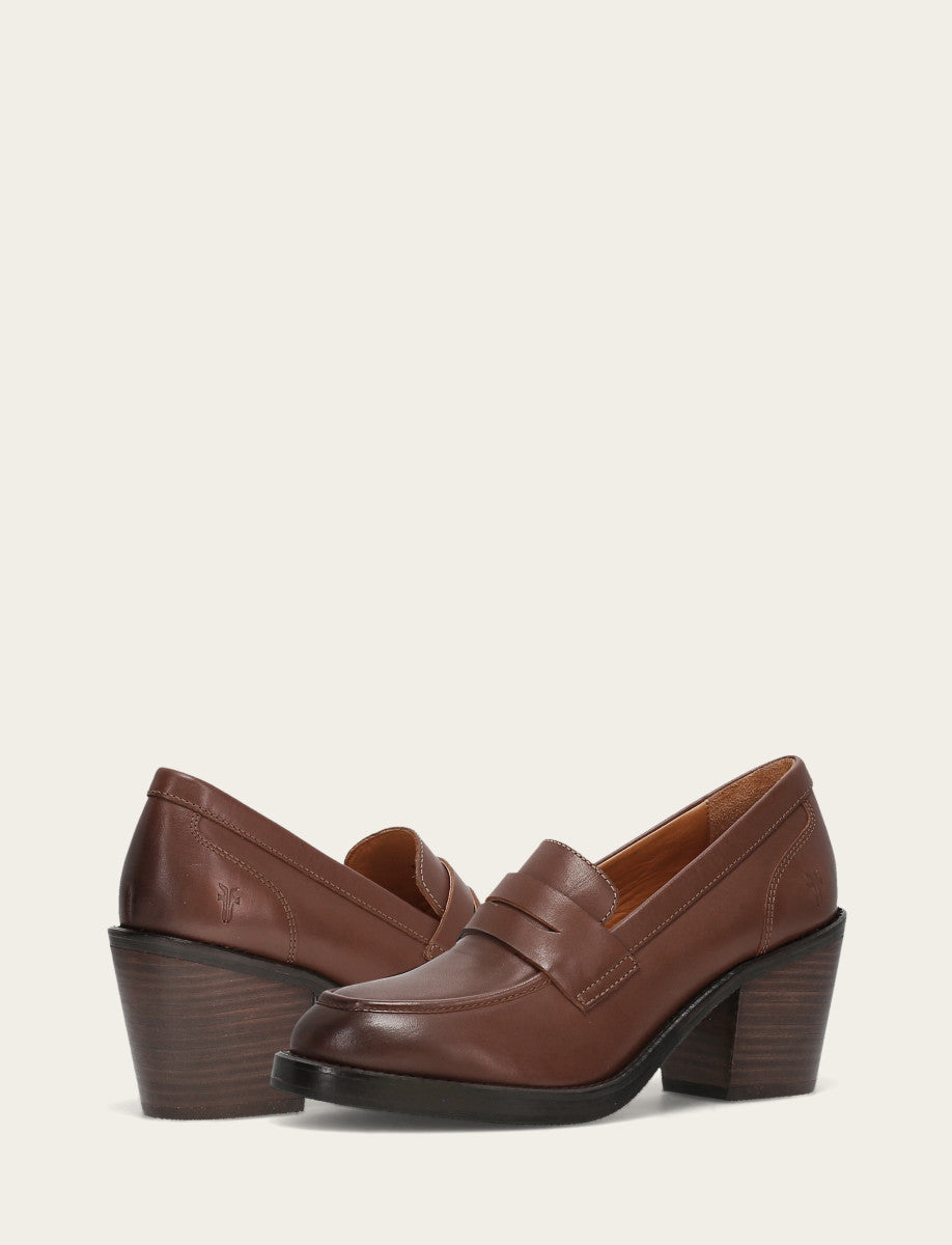 Walnut Flats & Mules Frye Women's Walnut Rylee Loafer