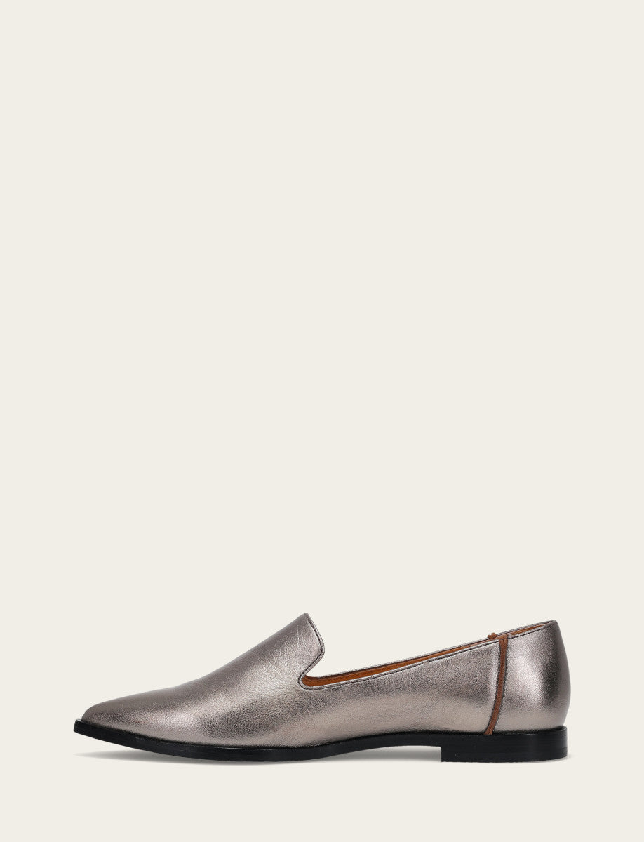 Dark Pewter Flats & Mules Frye Women's Dark Pewter Kenzie Venetian Loafers