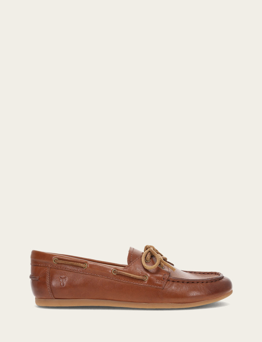 Cinnamon Flats & Mules Frye Women's Cinnamon Naya Boat Shoes
