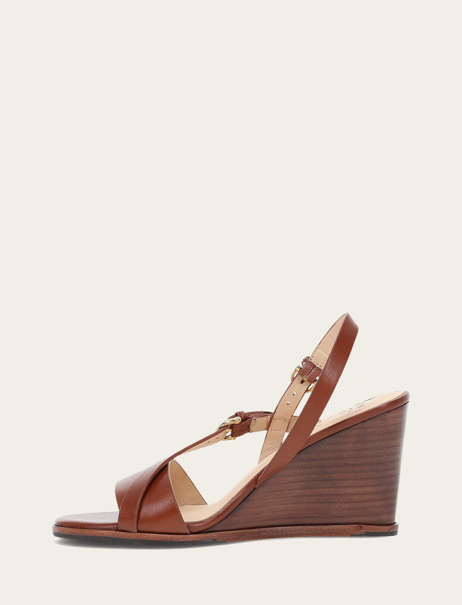 Cinnamon Sandals Frye Women's Cinnamon Rachel Buckle Sandals