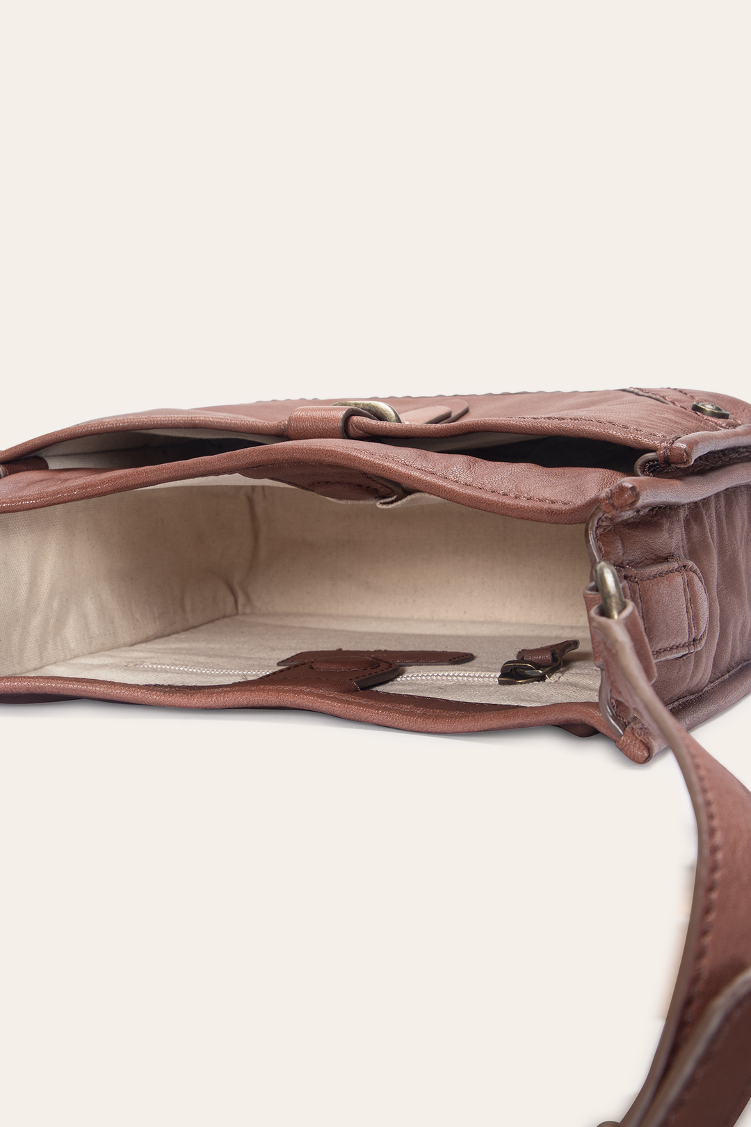 Cognac Handbags Frye Campus Cognac Crossbody