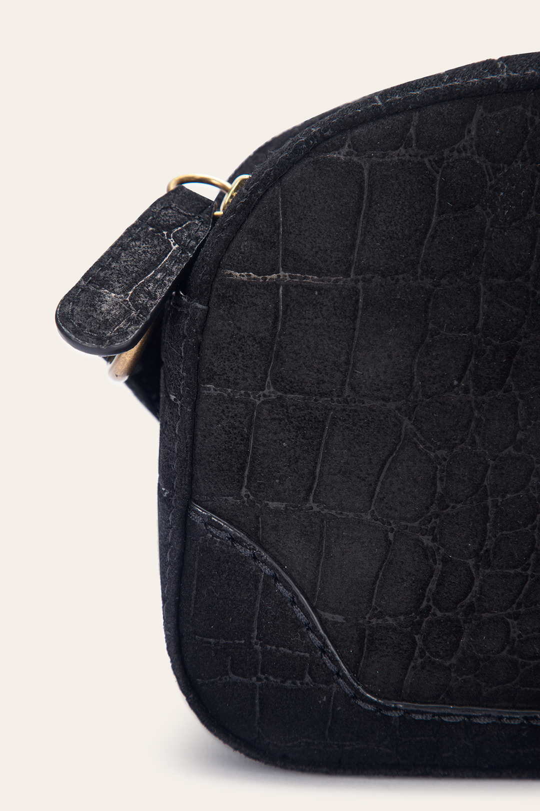 Black Handbags Frye Melissa Black Sueded Croco Camera